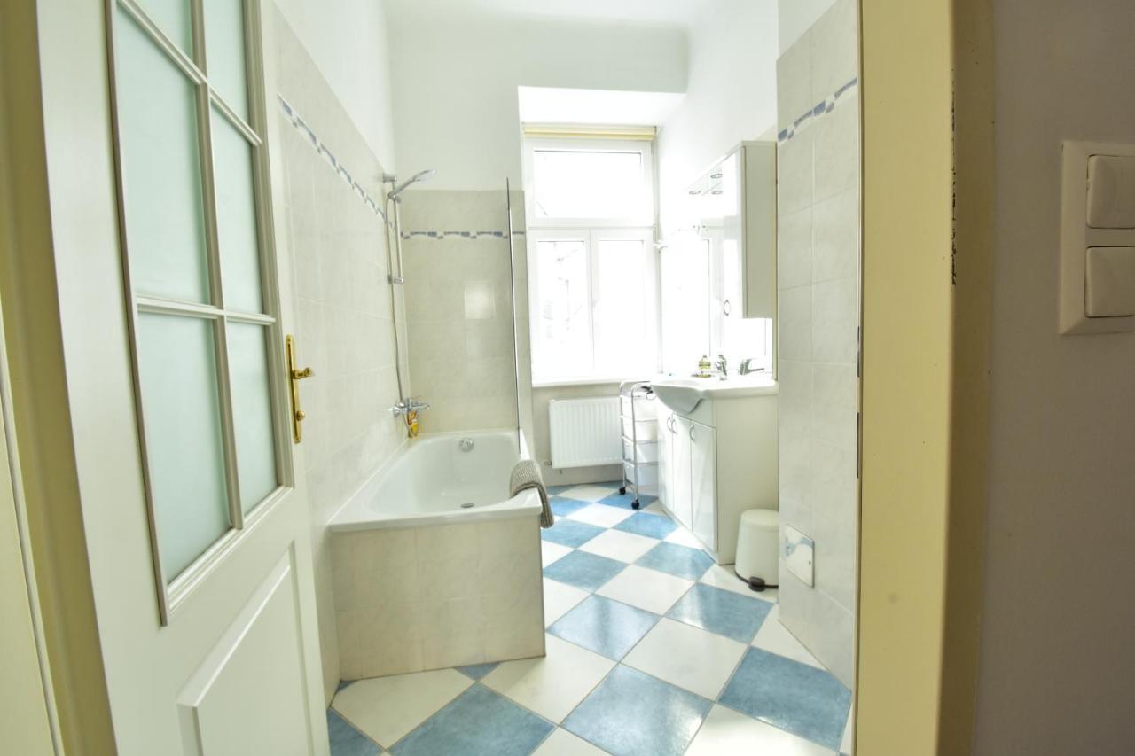 Universum Apartment 3 Vienna Luaran gambar